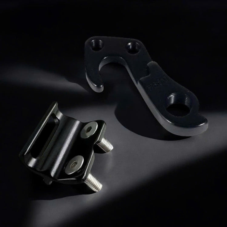 Derailleur Hanger, color black, aluminum
