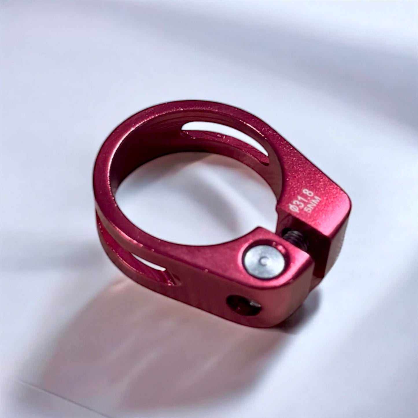 Noname Aluminum Bolt-On Seatpost Clamp (Inner Diameter 31.8mm / 34.9mm) – Compatible with 27.2mm and 31.6mm Seatposts