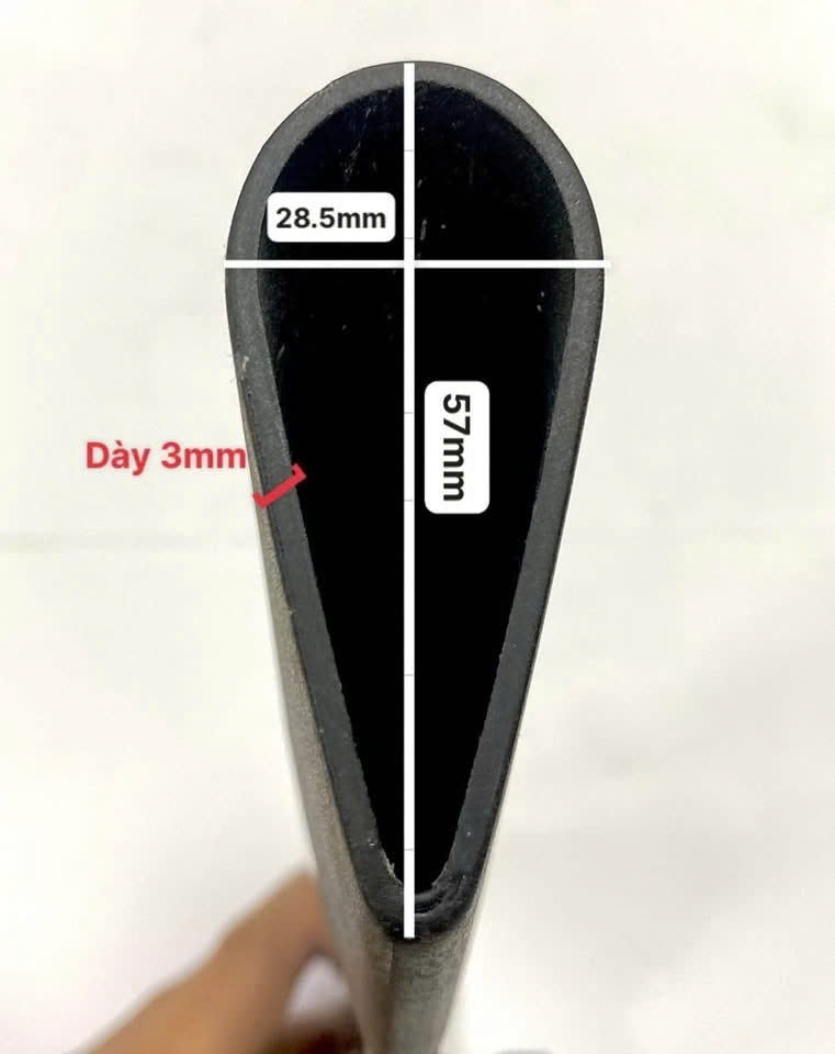 High-quality carbon Blue aerodynamic seatpost for bicycles