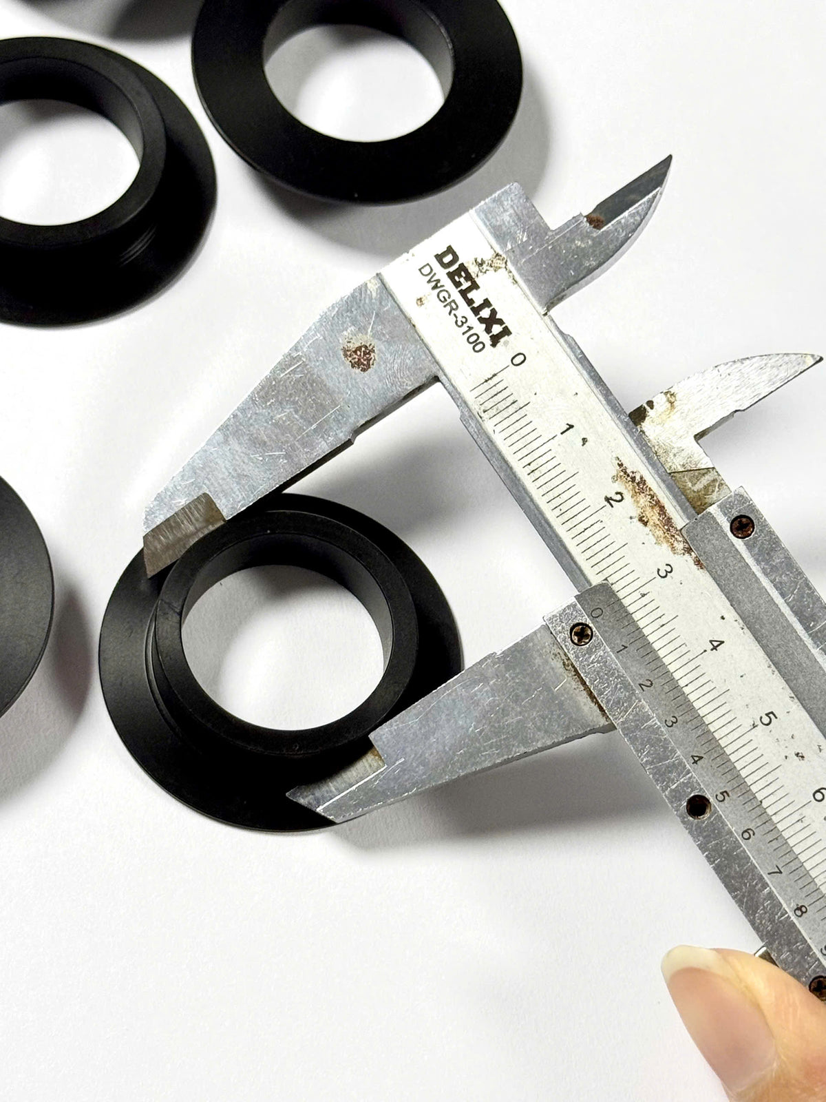 30mm to 24mm plastic bottom bracket spindle adapter set