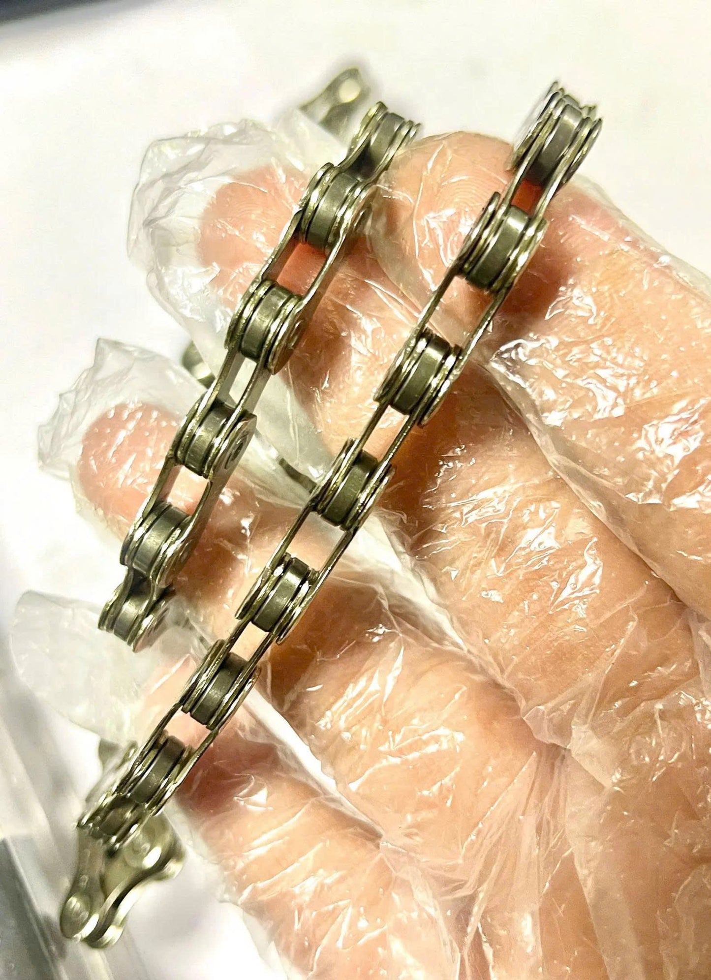 SUMC 10-speed and 11-speed bicycle chains 116 links with chain lock