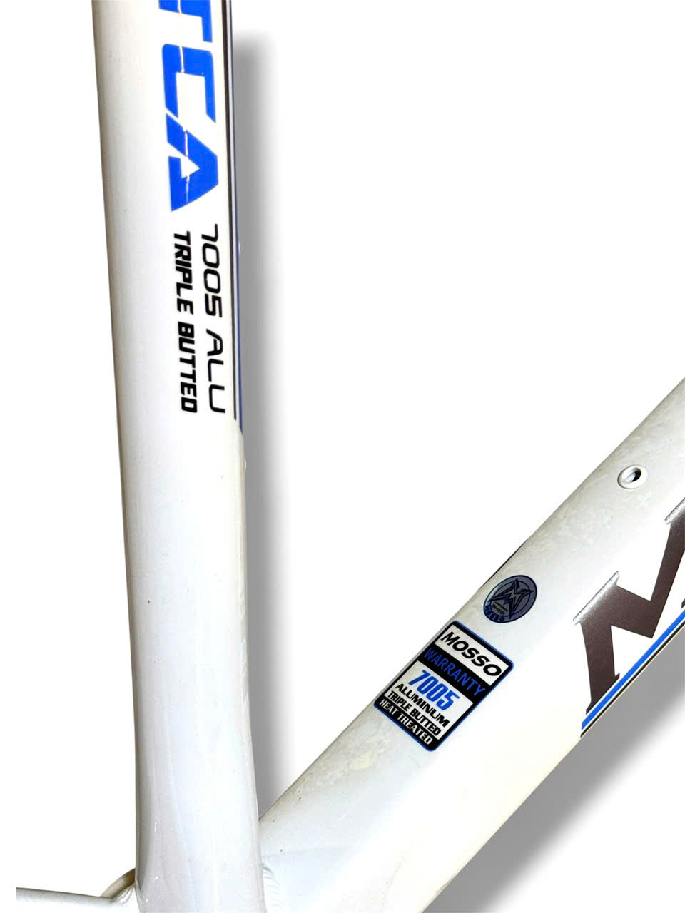 Mosso aluminum frame, white with blue trim, 700c, 52cm frame height, frame material only (NO FORK) (minor scratches and light yellow staining, performance/quality unaffected) for bicycles