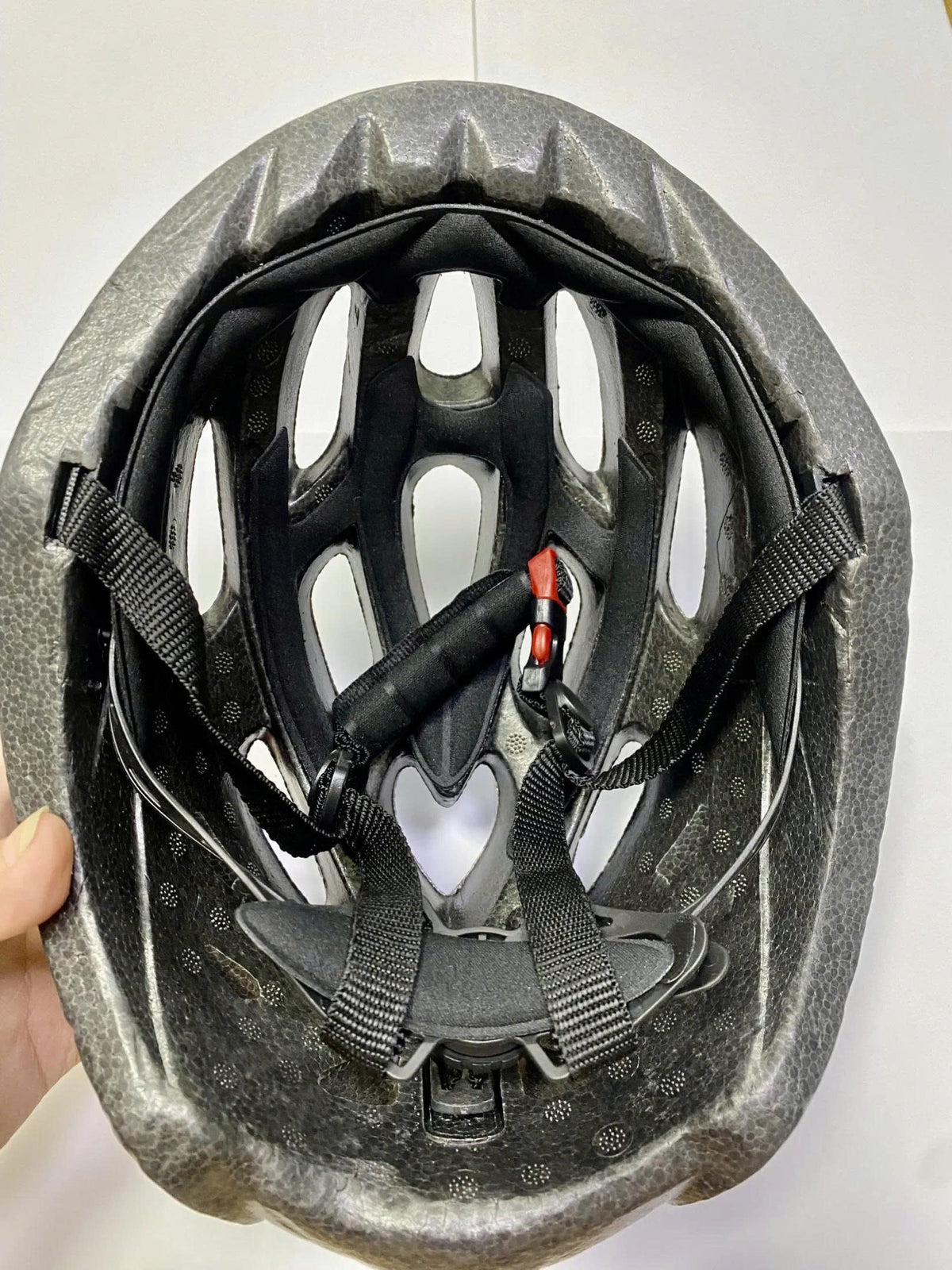 Heart Pattern Bicycle Helmet – Blue/White, Size L (58–62 cm) [Minor Dent/Blemish]