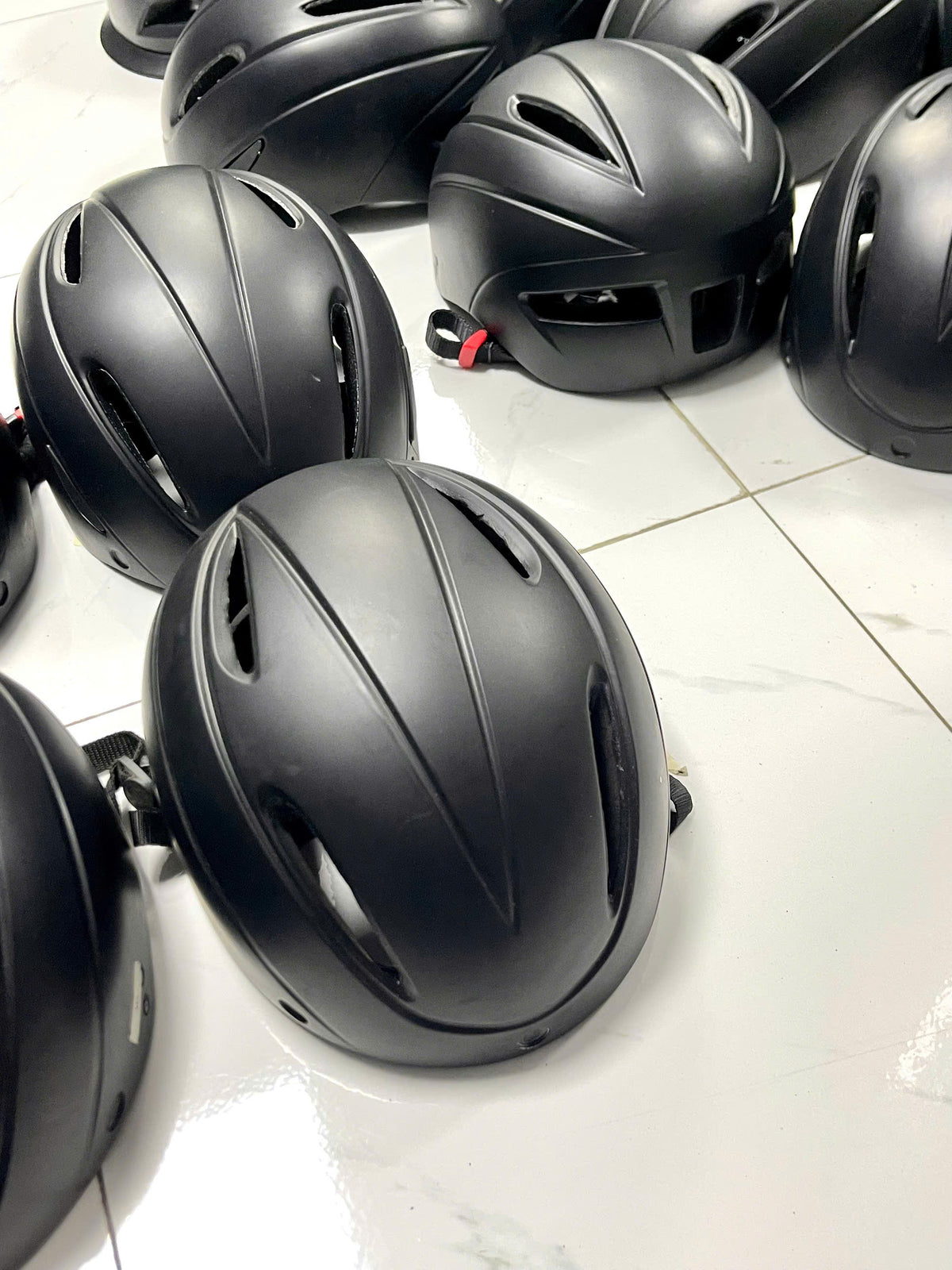 Bicycle Helmet (Minor Cosmetic Dents - Fully Functional, Unused Old Stock) - Size L (57-62 cm)