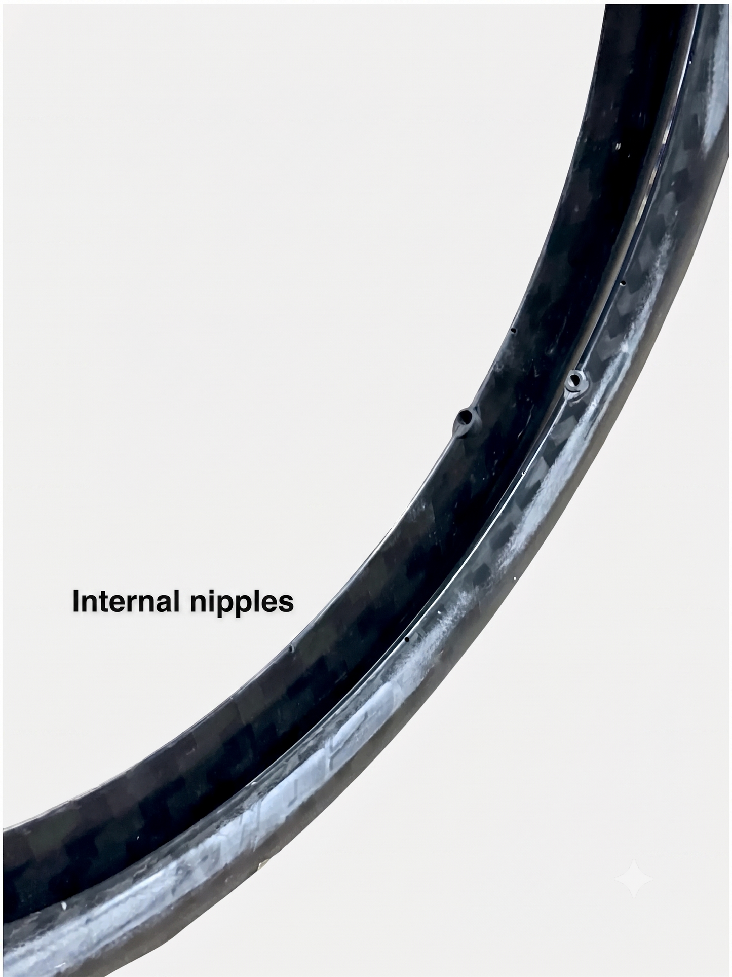 700c raw carbon rim, rim brake, 16 holes, internal nipples, tubular compatible