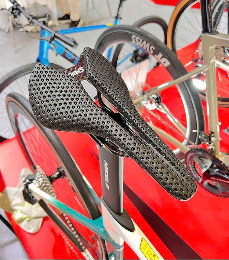 Saddle - Gelu 3D carbon