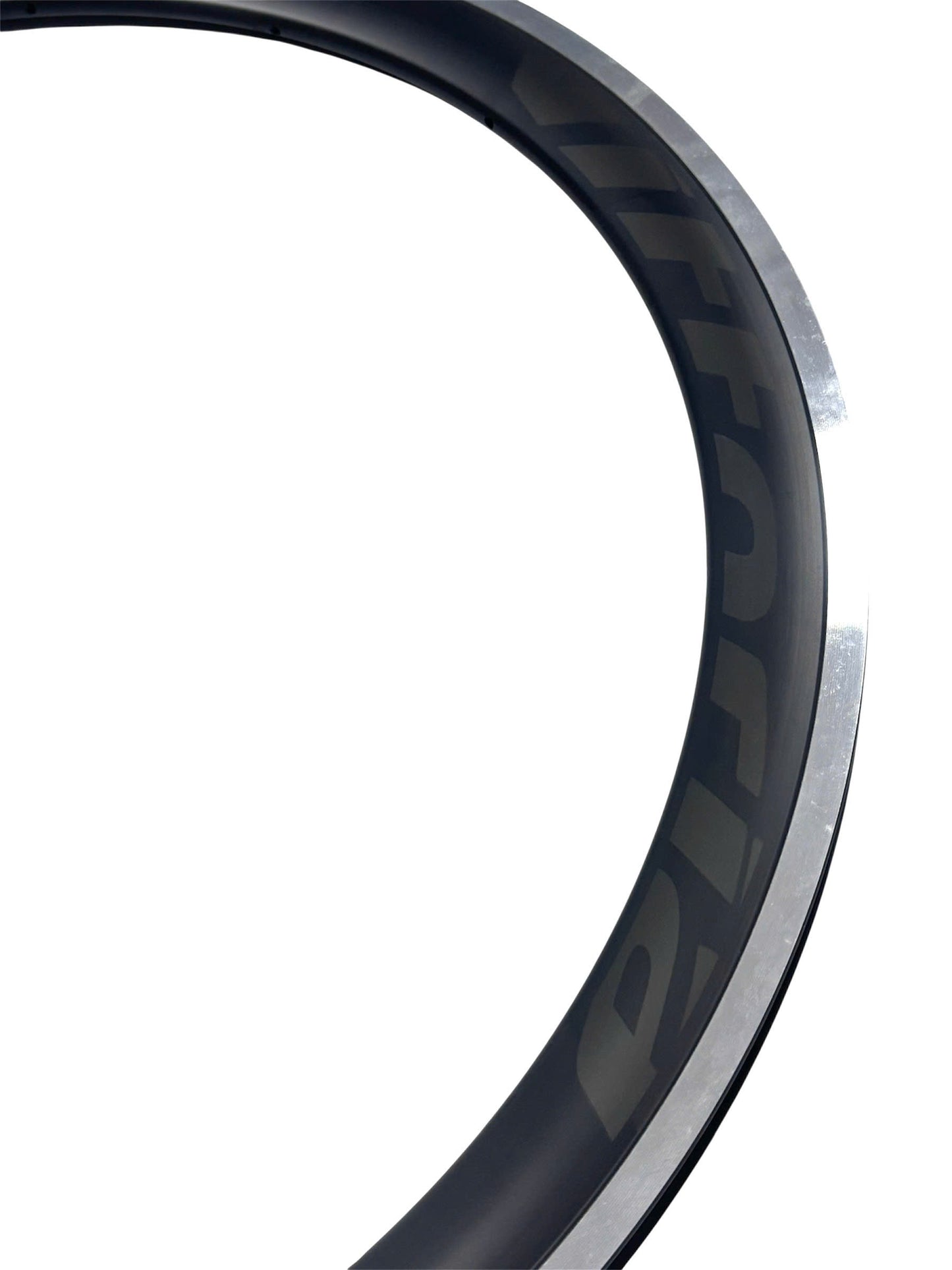 Vittoria 700c 16H carbon rims, aluminum brake pads